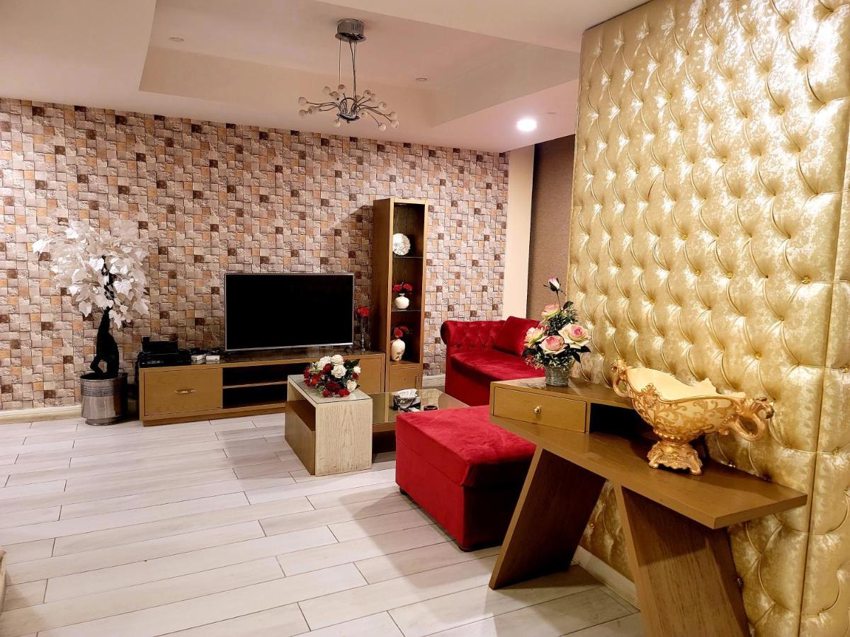 Apartmán Royal Residencia Centaurus Islámábád Exteriér fotografie